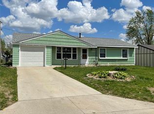 247 Boice Rd NW, Cedar Rapids, IA 52405