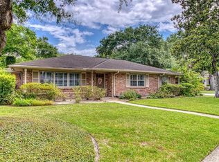 4202 Markham St, Houston, TX 77027