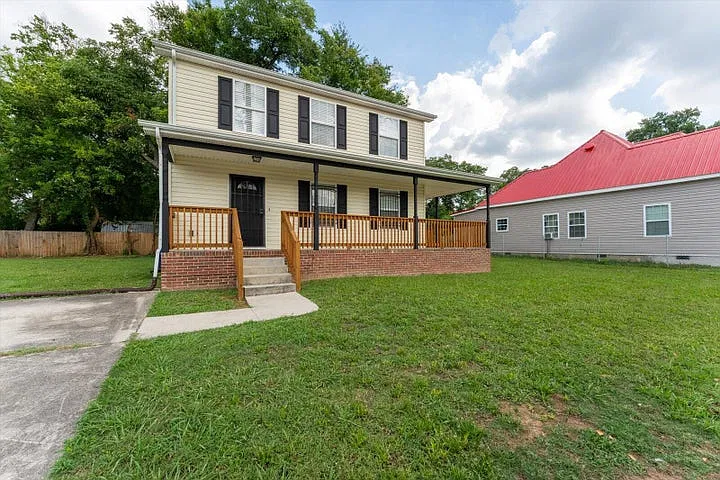 3 bed, 2.5 bath, 1442 sqft, $1,800 — Photo 2