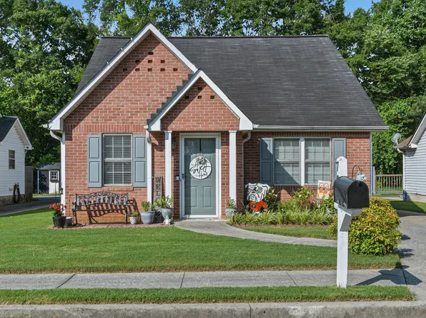 70 Pointe North Dr, Cartersville, GA 30120