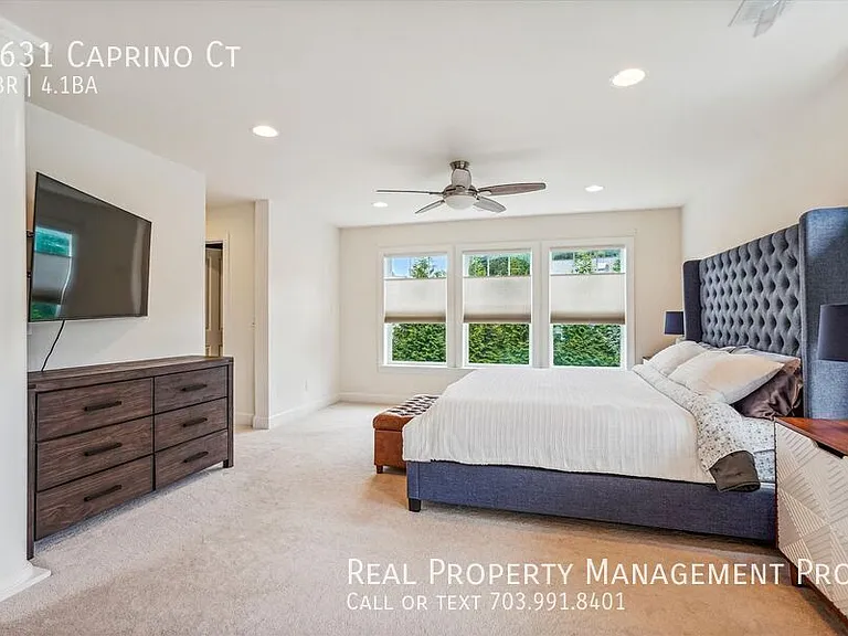 4631 Caprino Ct — Photo 20
