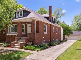 450 S Wisconsin Ave, Villa Park, IL