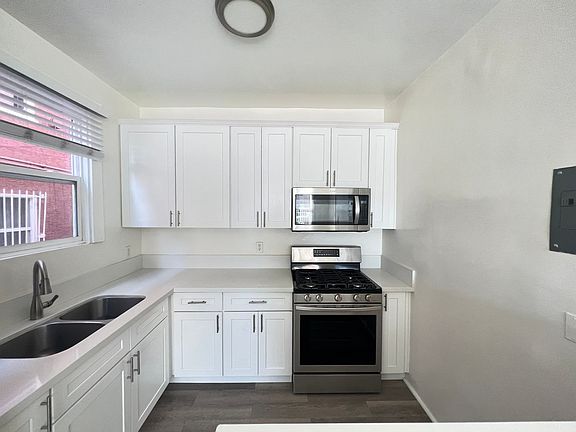 3rd image of 2869 San Marino St #102