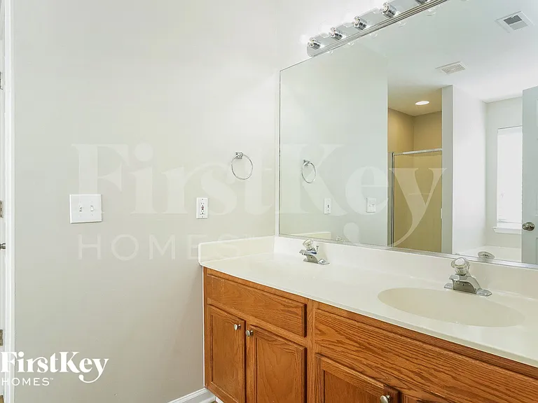 4018 Maid Marion Ct — Photo 10