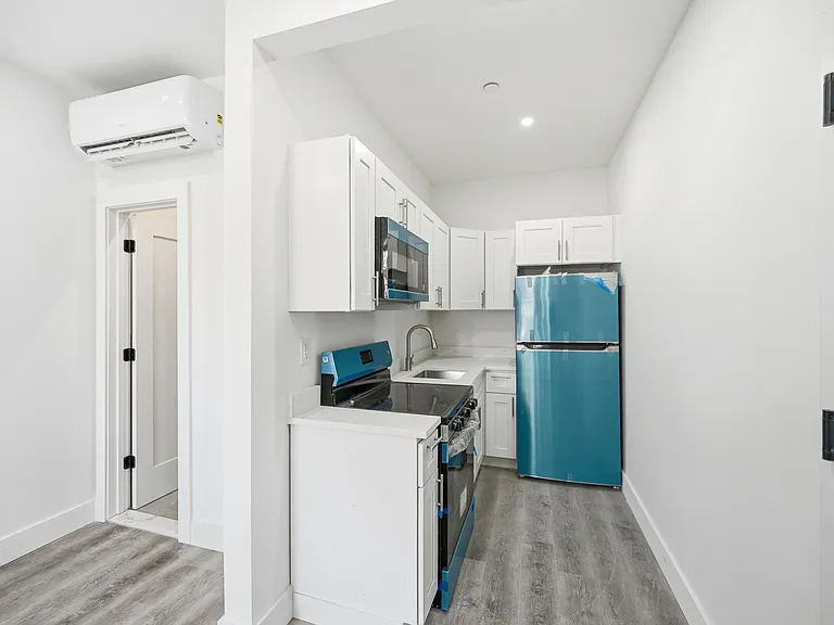 2152 Muliner Ave #1A — Photo 5