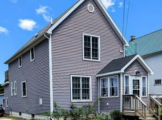 527 Maple St, Sault Sainte Marie, MI 49783