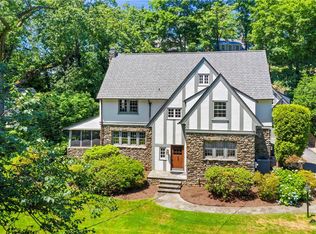 133 Pondfield Rd W, Bronxville, NY 10708