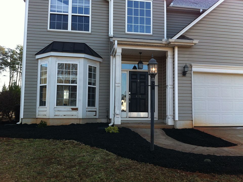 2nd image of 429 Tyger Ridge Ln