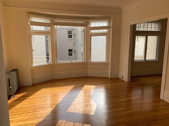5th image of 830 Bush St APT 603