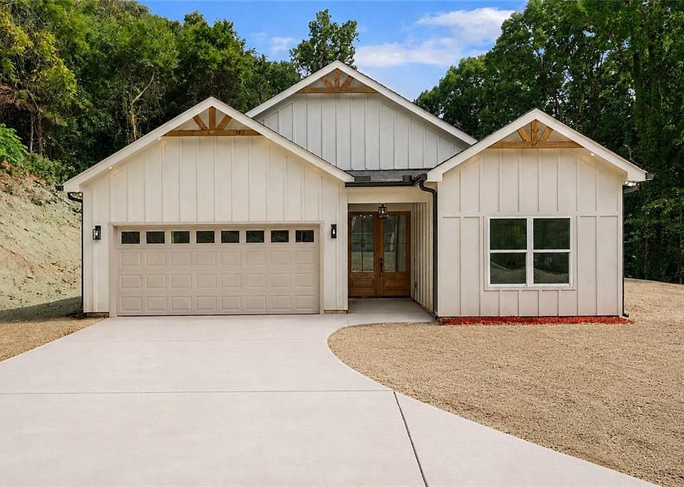 1st image of 4635 Perry Rd