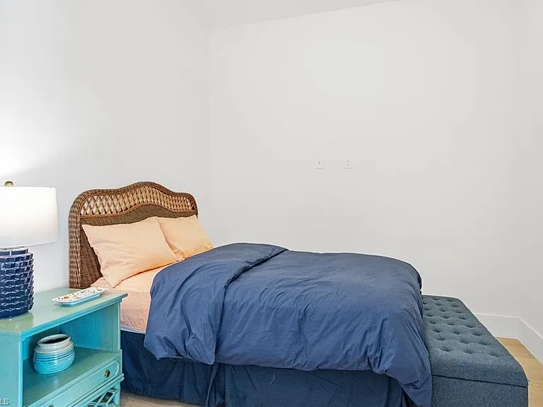 850 Central Ave #305 — Photo 16