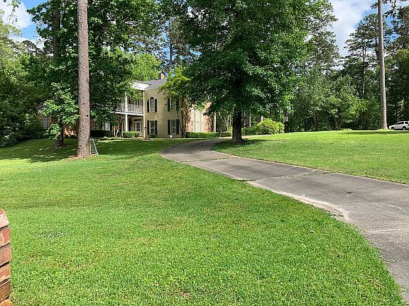 5th image of 404 Pollard Pl