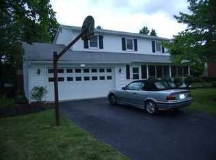 7895 Sarahurst Dr, Dublin, OH 43016