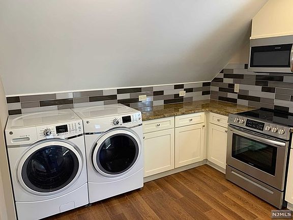 2nd image of 359 4th Ave #2