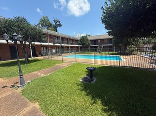 500 N Commerce St APT 108, Natchez, MS 39120