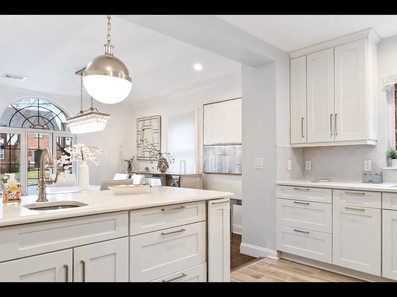 4 bed, 3400 sqft, $5,500 — Photo 4