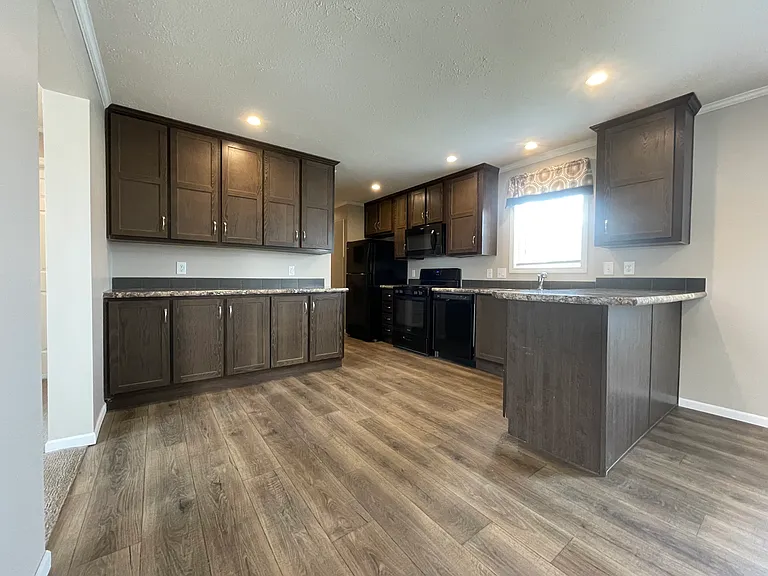 Sunset Ridge — Photo 26