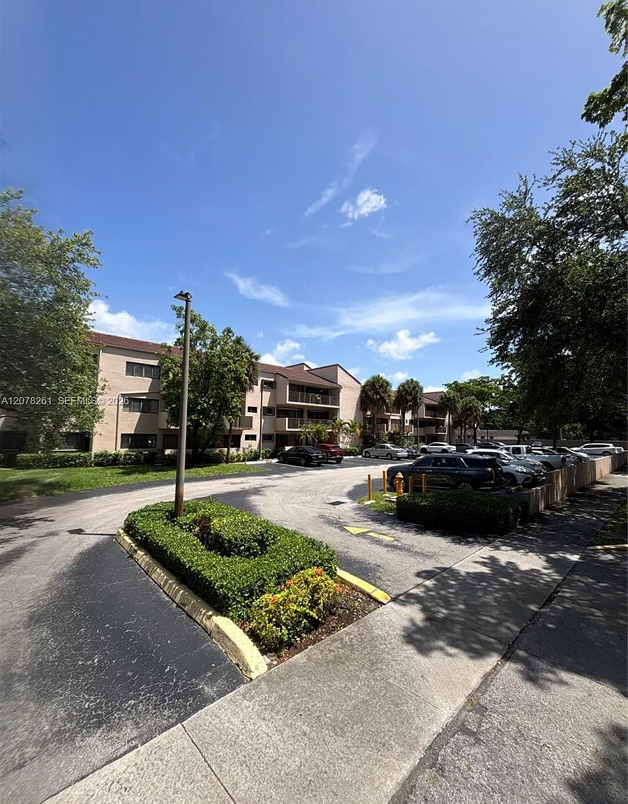 Eagle Nest Condo — Photo 3