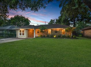 926 W 30th St, Houston, TX 77018
