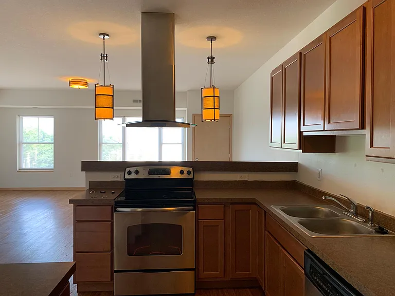 3020 University Ave SE — Photo 28