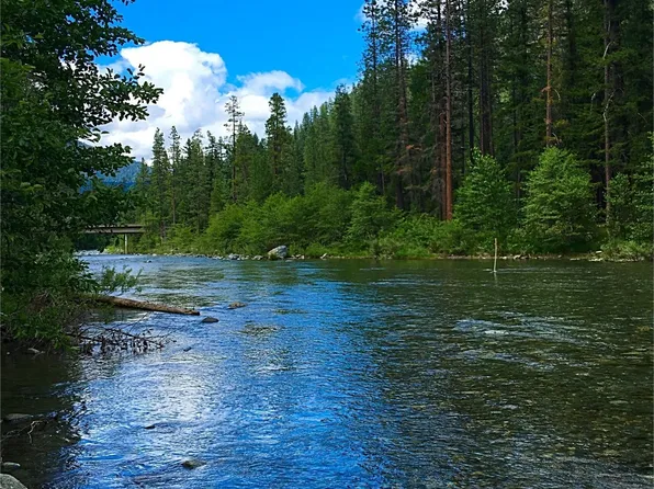 580 Derrick Rd, Trinity Center, CA 96091