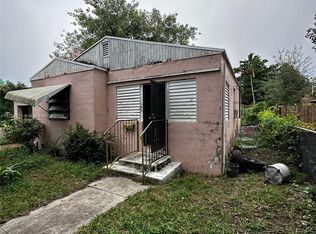 1043 NW 48th St, Miami, FL 33127