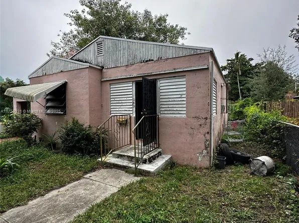 1043 NW 48th St, Miami, FL 33127