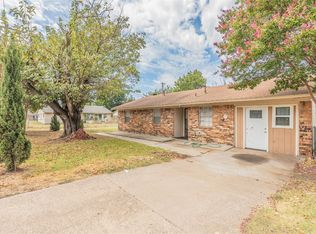 1861 N Saint Augustine Dr, Dallas, TX 75217