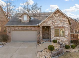 138 Lakehills Dr, Branson, MO 65616