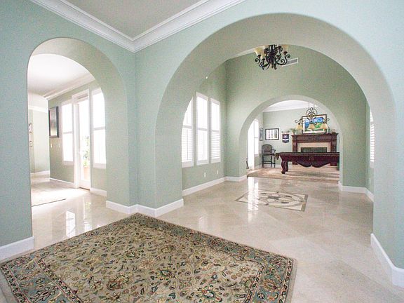 4th image of 414 Las Laderas Dr