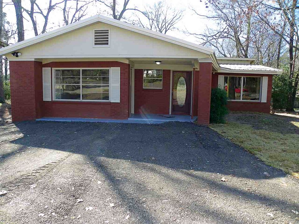 1st image of 1125 Pine Bluff Dr