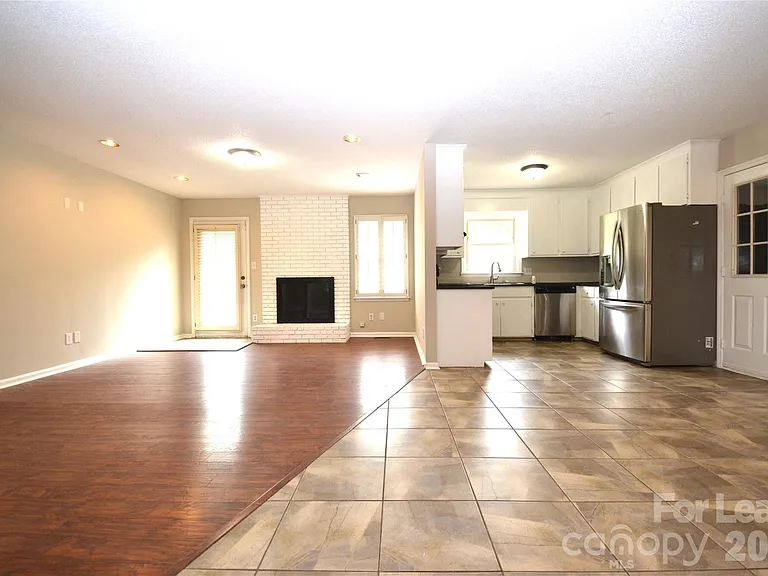 13809 Mayes Rd — Photo 4