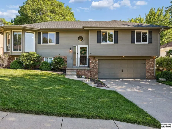 11030 Z St, Omaha, NE 68137
