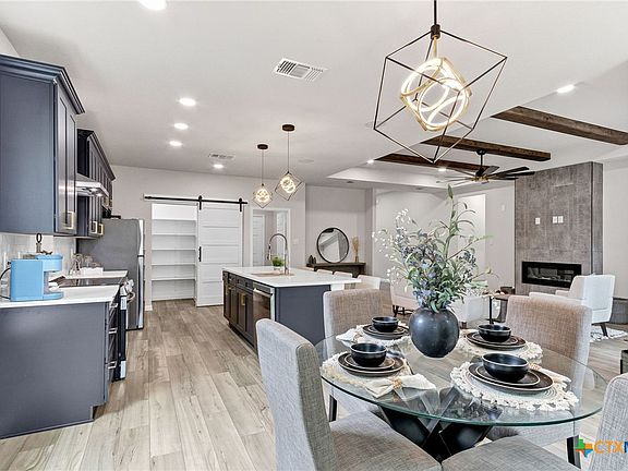 2nd image of 9923 Loma Alta Cir