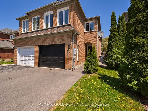 3rd image of 171 Fernforest Dr