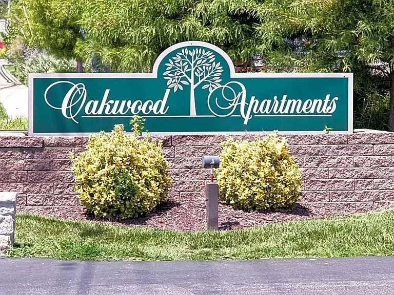 Oakwood Apartments — Photo 1
