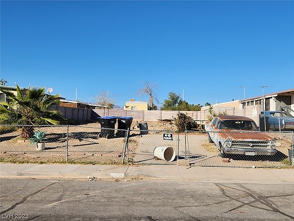 2nd image of 3208 Orr Ave