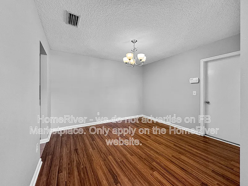 3 bed, 3.0 bath, 1508 sqft, $1,575 — Photo 4