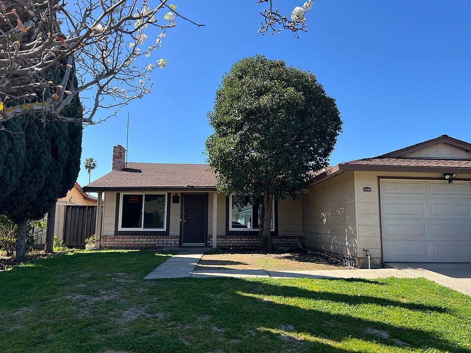 1st image of 535 Downsglen Way
