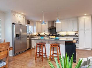 10047 Estrella Dr, La Mesa, CA 91941