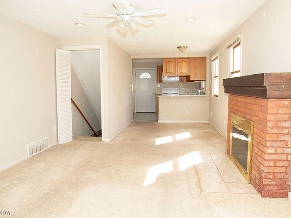 5th image of 1013 Westwood Dr
