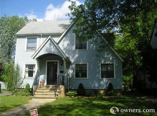 941 Englewood Rd, Cleveland Heights, OH 44121