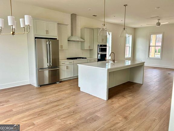 3rd image of 2254 Wexford Dr #40