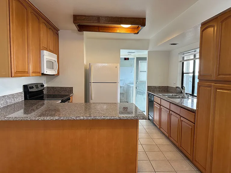 3834 Camino Lindo — Photo 5