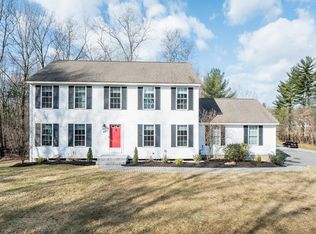 87 Adams St, Dunstable, MA 01827