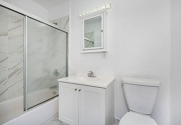 4th image of 392 E 10th St APT 5W