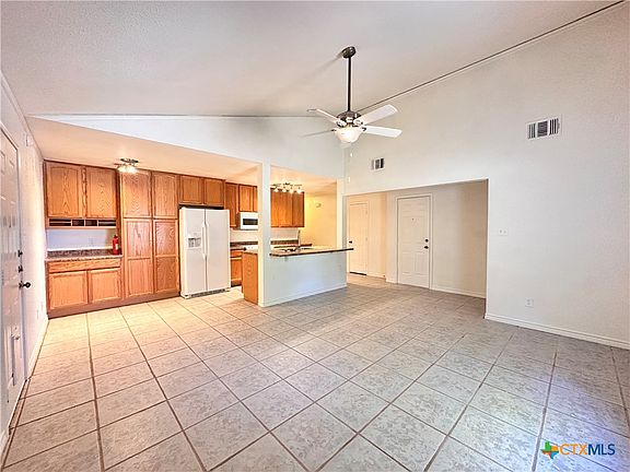 5th image of 129 Riverside Dr