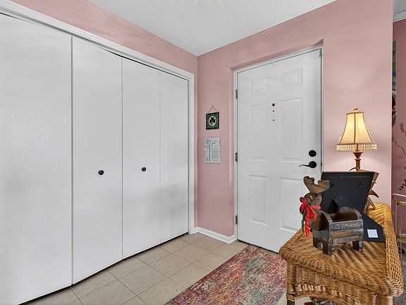 5th image of 6420 Pine Trail Ln APT 1