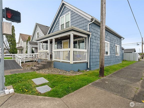2nd image of 623 W Market Street