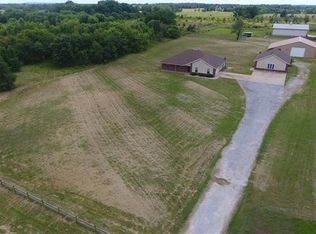 9911 Scoggins Rd, Bentonville, AR 72712